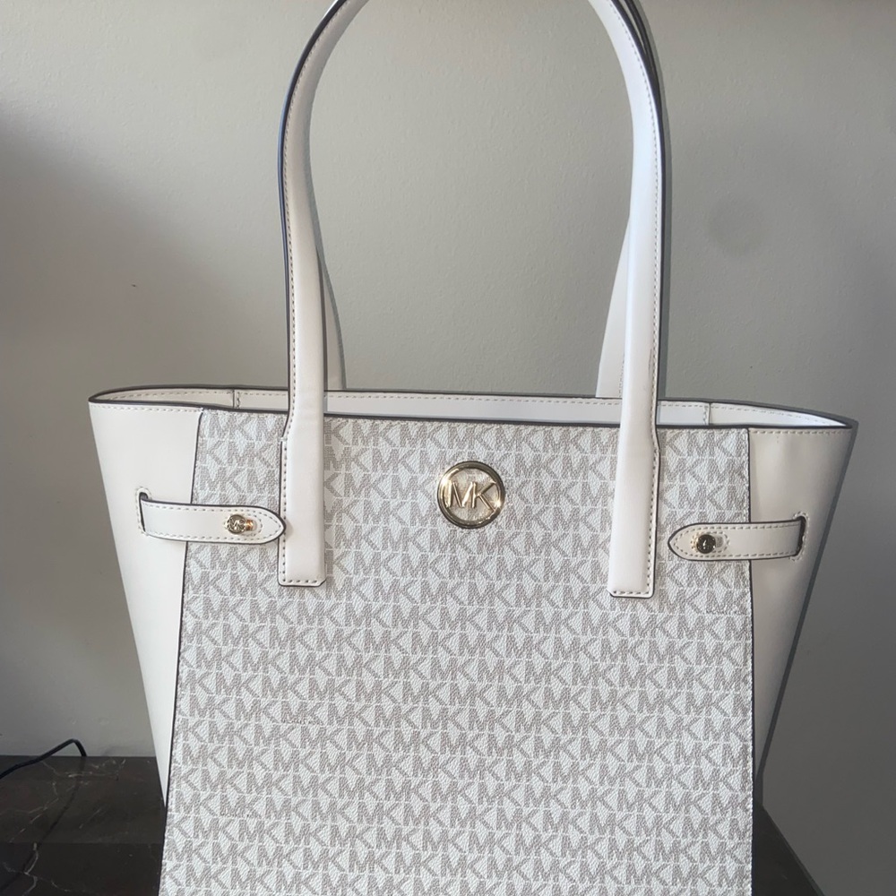 Michael Kors Tote